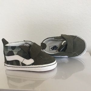 🔥Price Drop!!🔥Vans Infant Camo Crib Shoe